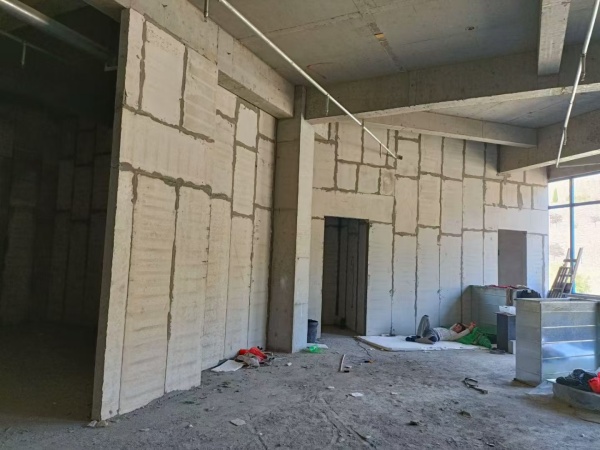 輕質(zhì)隔墻板施工