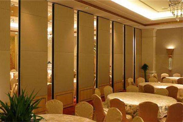 新型復(fù)合墻板酒店隔斷果圖