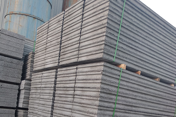 輕質(zhì)復合墻板